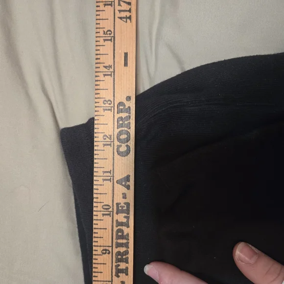 Champion Women's Black Shorts with Pockets - Picture 4 of 5